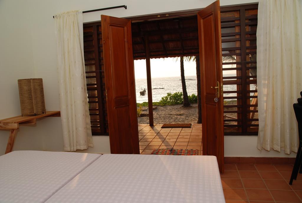 Chera Rocks Beach House Hotel Thottada Cameră foto