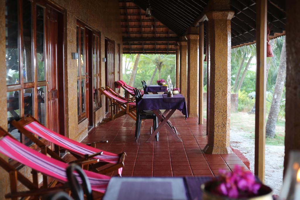 Chera Rocks Beach House Hotel Thottada Exterior foto